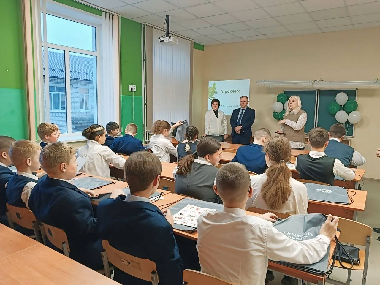 В Выгоничской школе Брянской области открыт агротехнологический класс