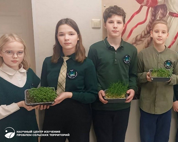 Воспитанники агротехклассов изучают вегетацию растений и выращивают микрозелень